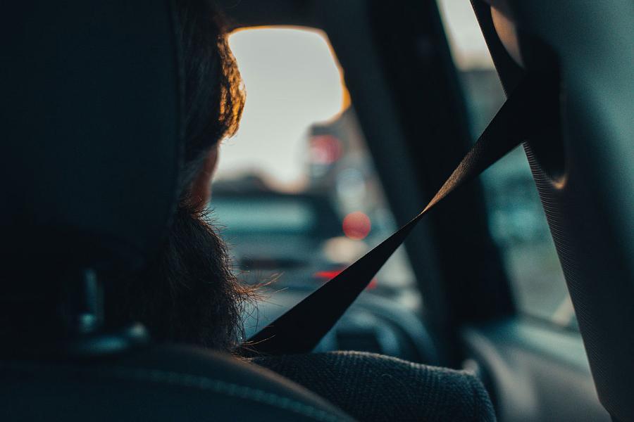 La sicurezza in auto: cinture di sicurezza e airbag